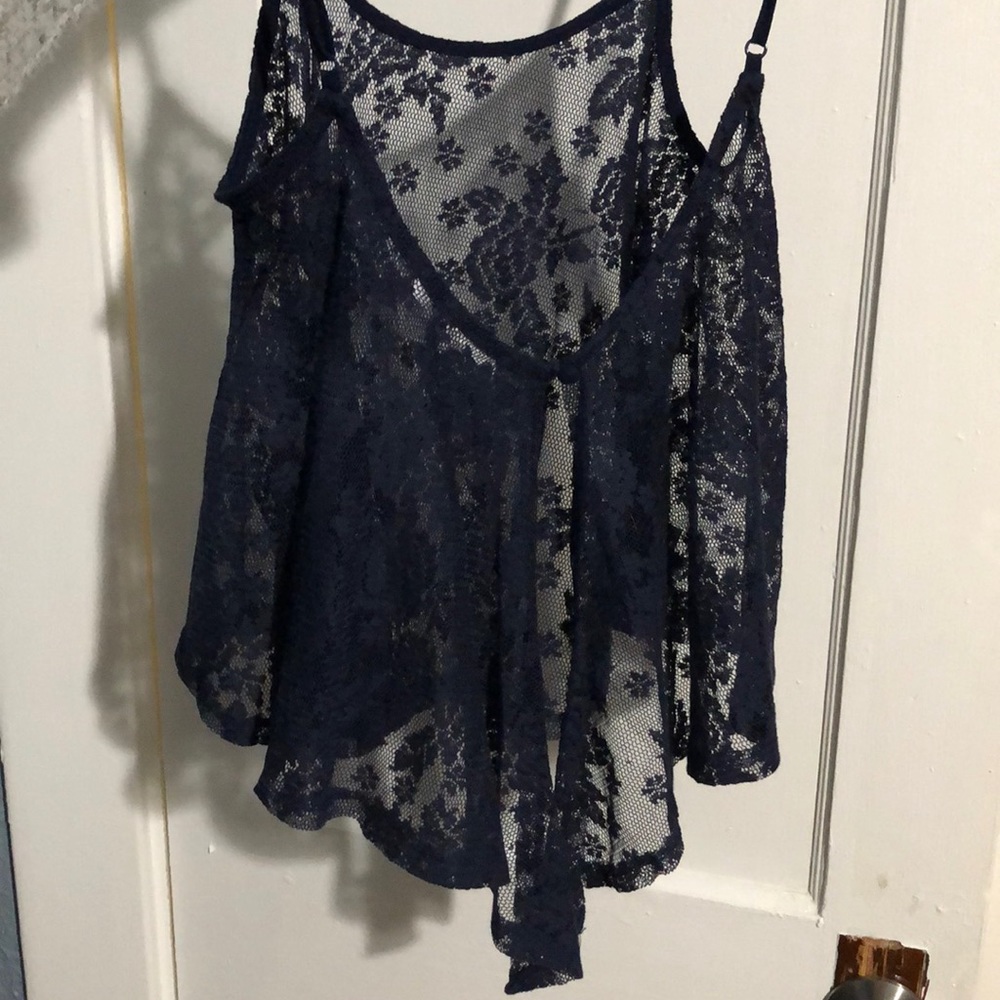 Lace open back tank - Picture 2 of 2